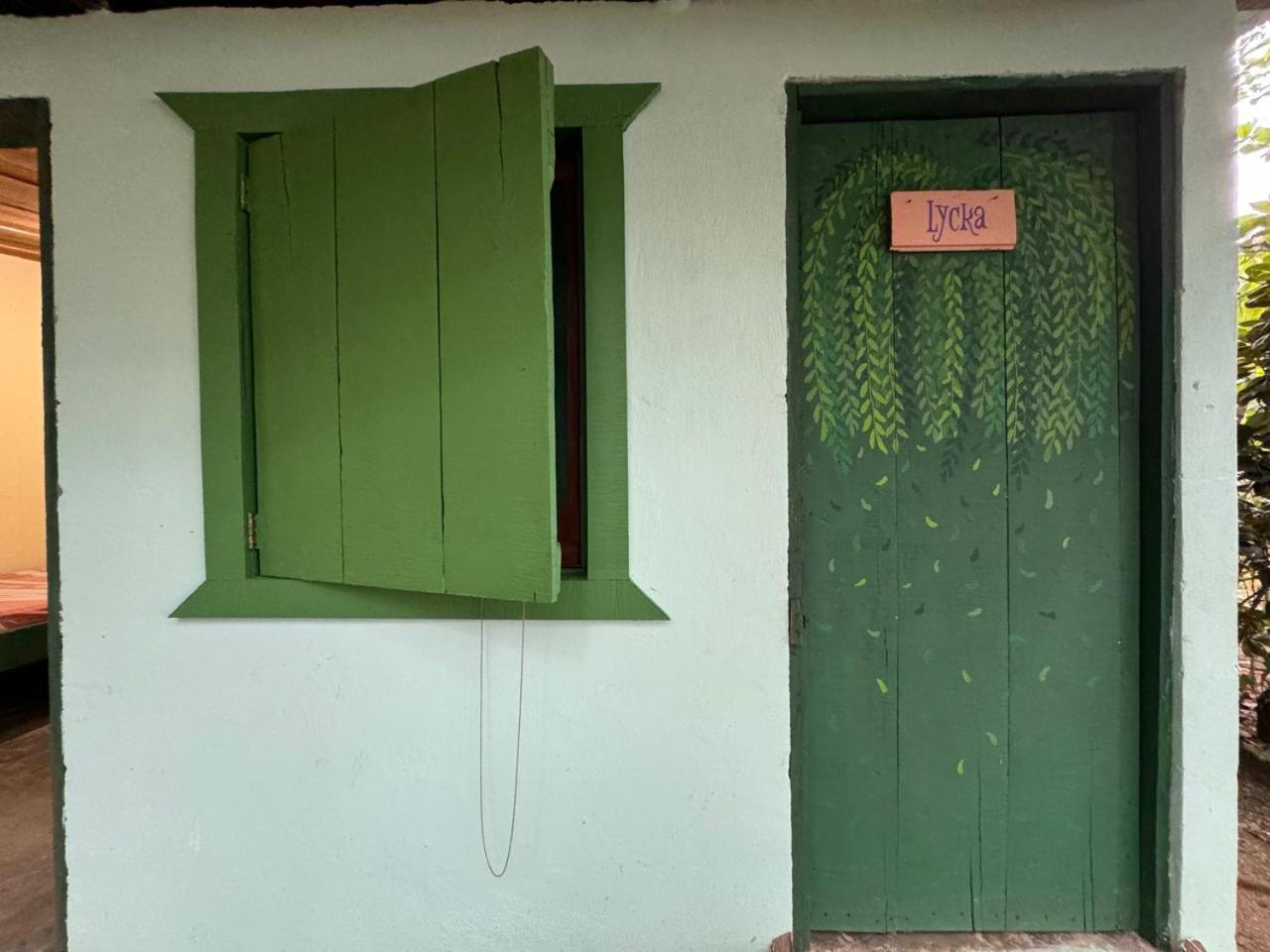 Albergue Casa Mamre Cahuita Exterior foto